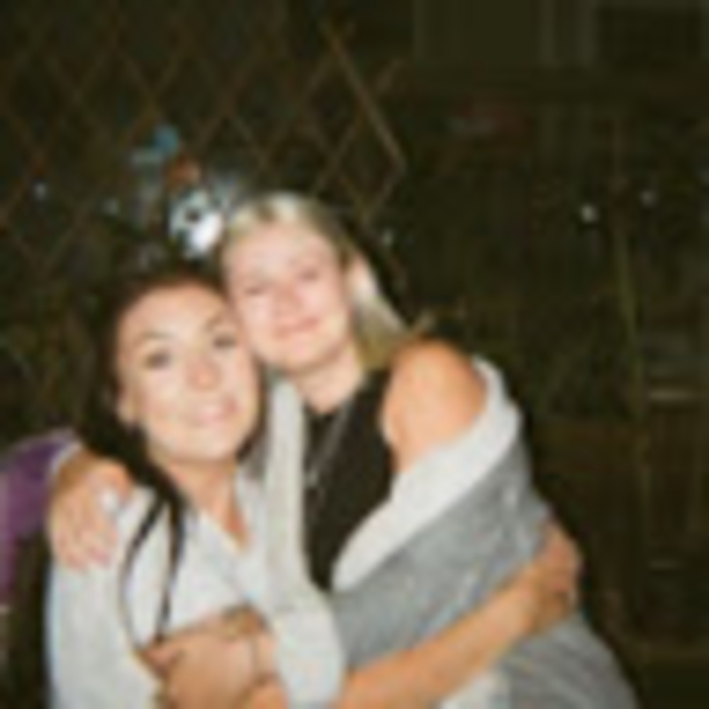 Meet your Posher, Victoria